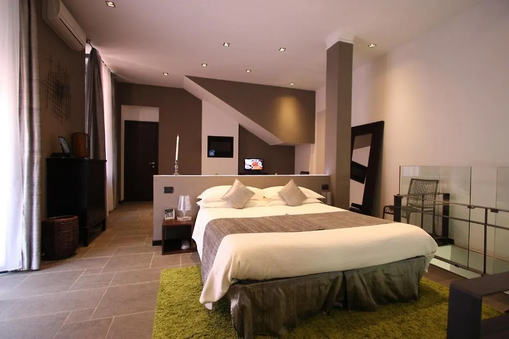 The Luxury Milano Bed and Breakfast 0*,  Italia