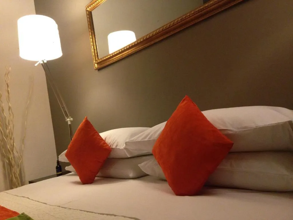 The Luxury Milano Bed and Breakfast Italia